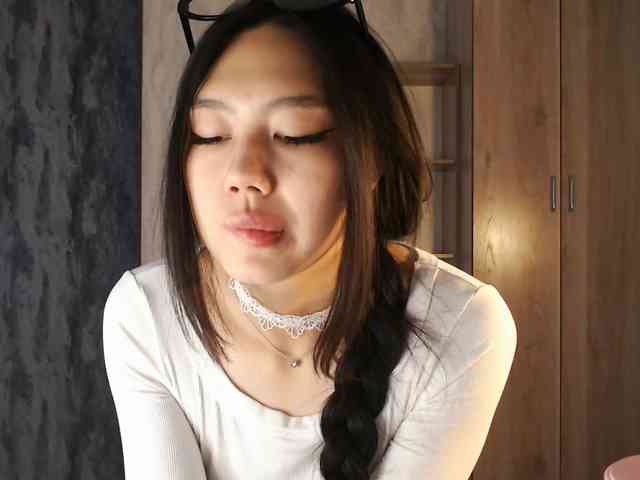 Model ini sedang live sekarang. secretkawaii