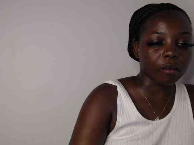 Sweetxnecta webcam
