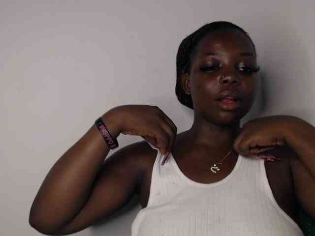 Sweetxnecta webcam