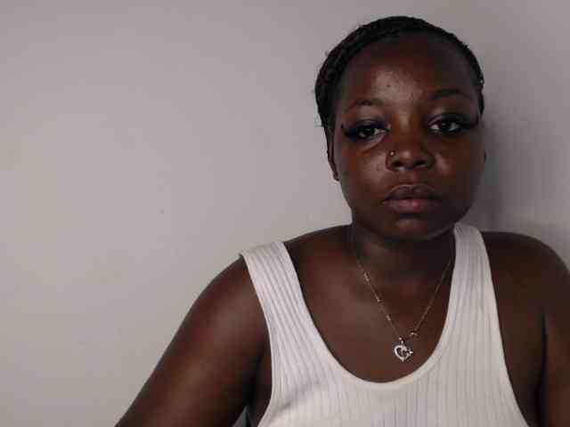 Sweetxnecta webcam