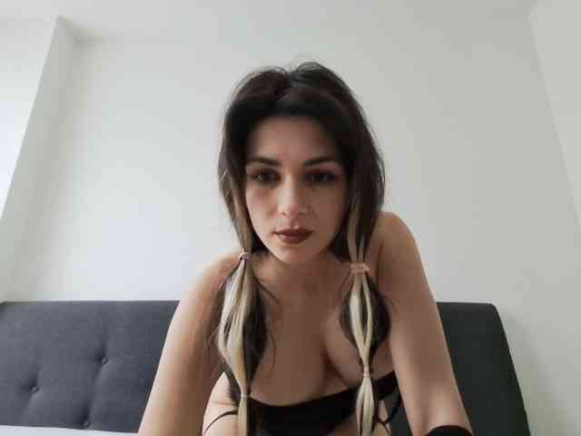 BustyGirl8 webcam