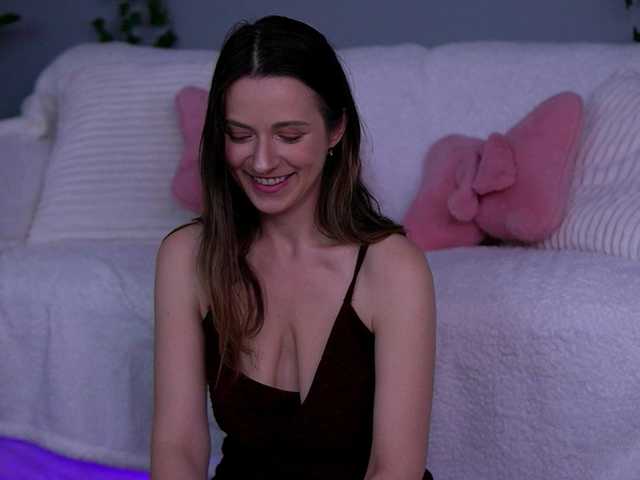 SunnyFayee live cam