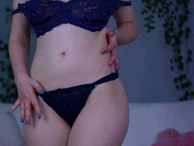 SunnyFayee webcam