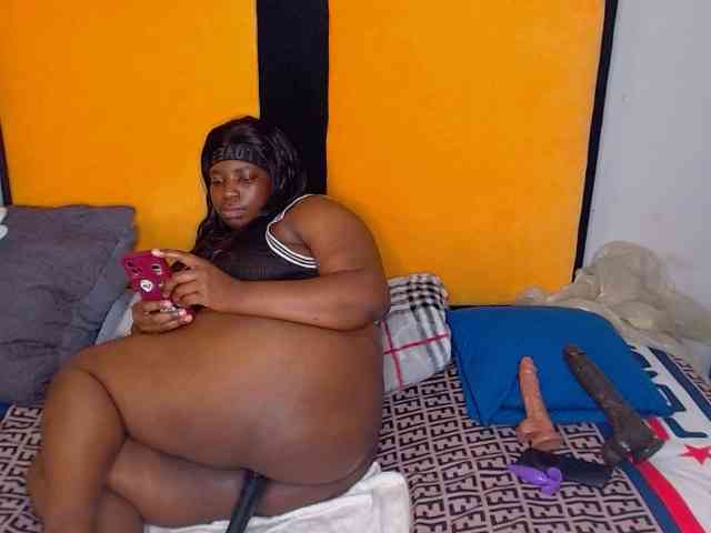 SUGARlips27 webcam