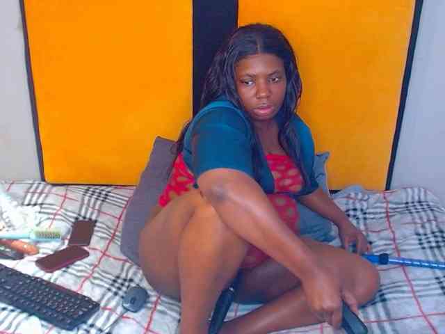 SUGARlips27 webcam