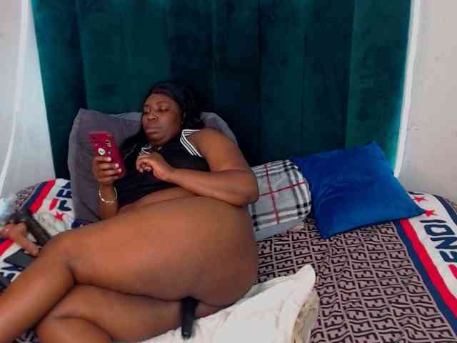 SUGARlips27 webcam