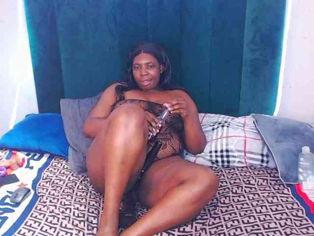 SUGARlips27 webcam