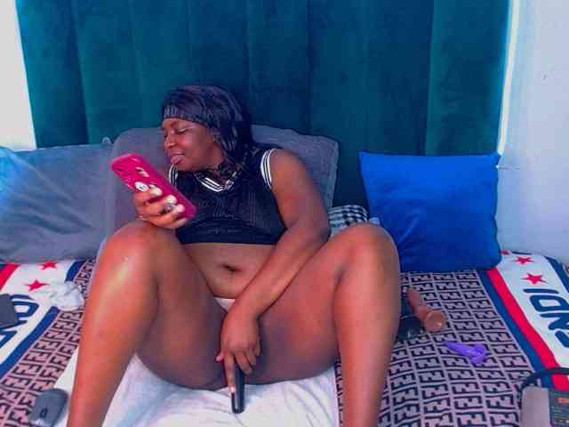 SUGARlips27 webcam