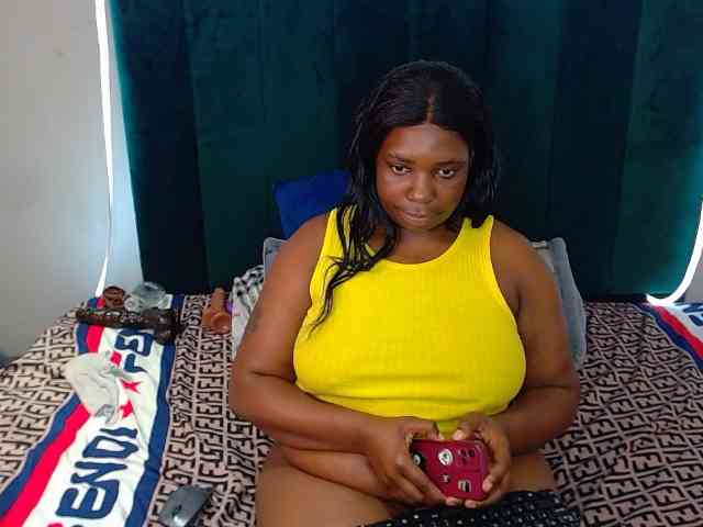 SUGARlips27 webcam