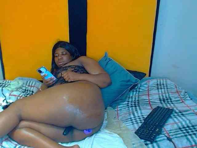 SUGARlips27 webcam