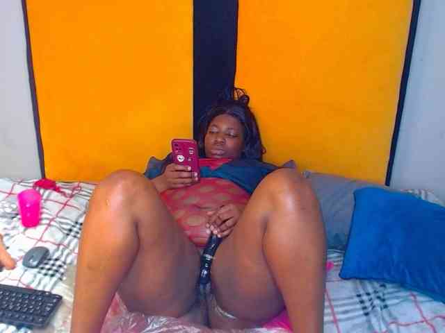 SUGARlips27 webcam
