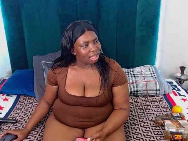 SUGARlips27 webcam