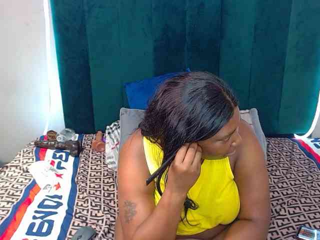SUGARlips27 webcam