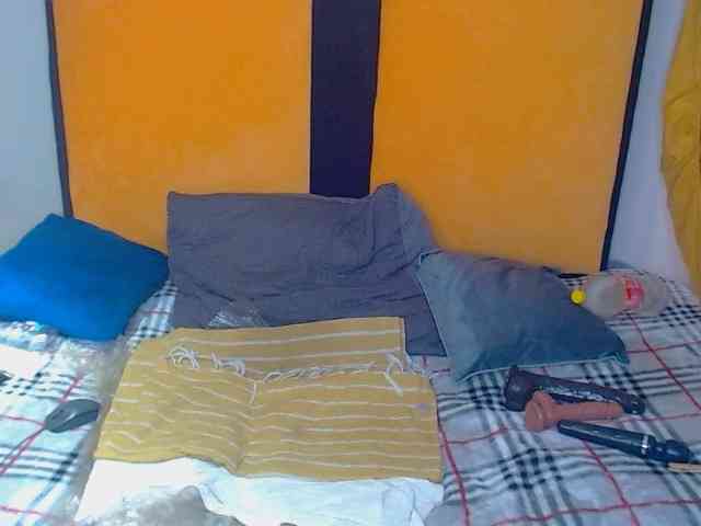 SUGARlips27 webcam