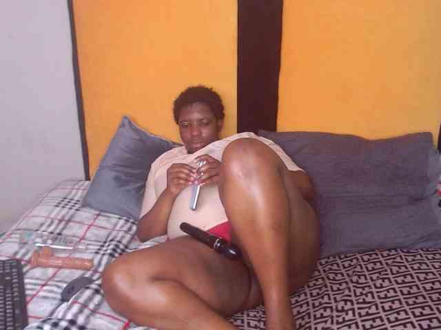 SUGARlips27 webcam