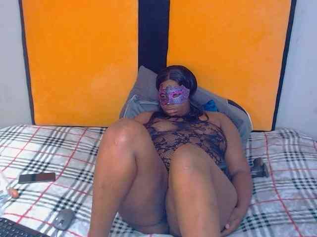 SUGARlips27 webcam