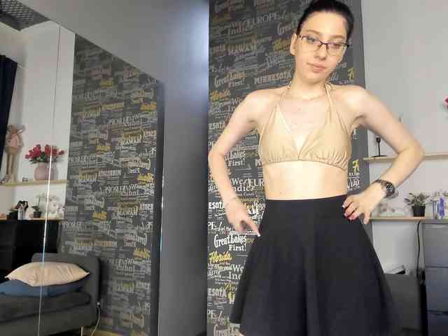 RavenBliss webcam