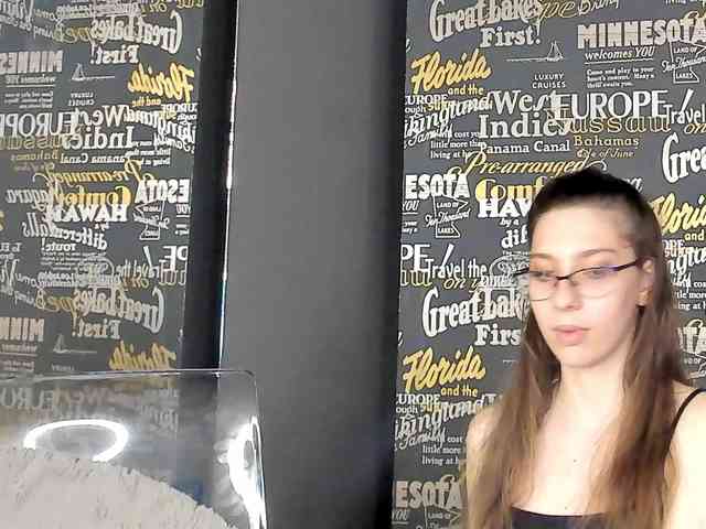 RavenBliss webcam