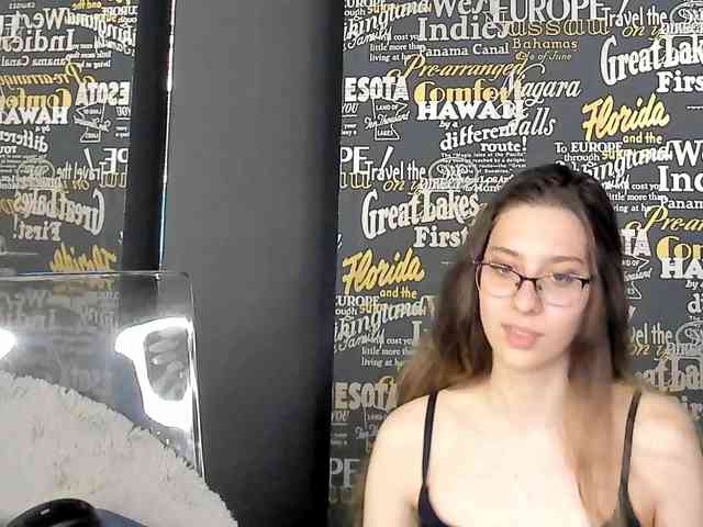 RavenBliss webcam