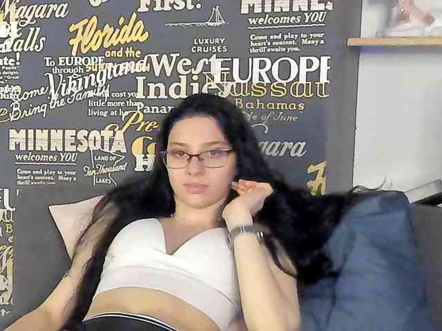 RavenBliss webcam