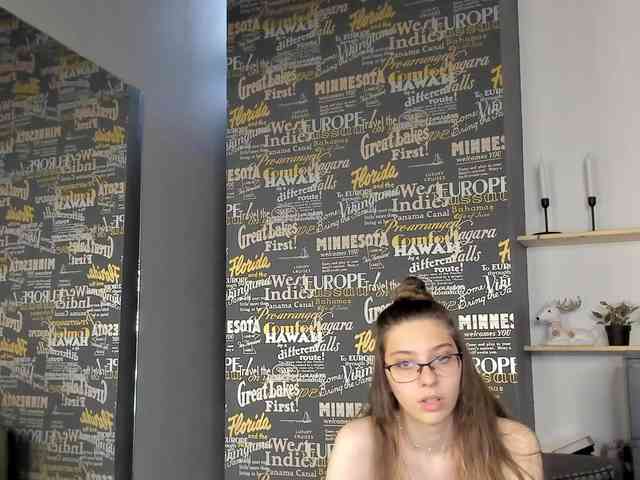 RavenBliss webcam