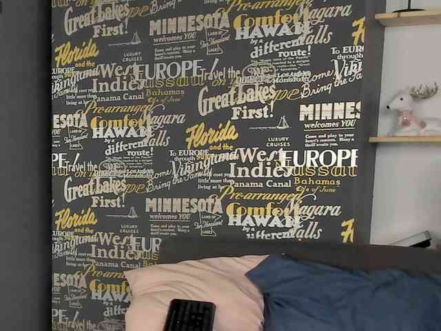RavenBliss webcam