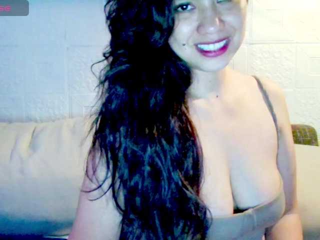 HeraAguilar live cam on BongaCams