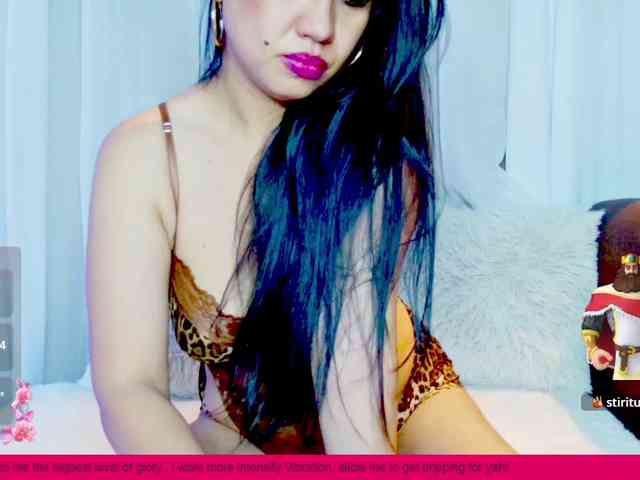 HeraAguilar webcam