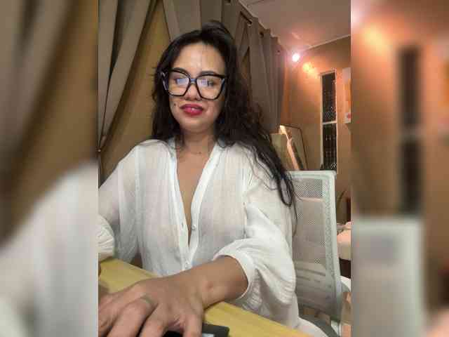 HeraAguilar webcam