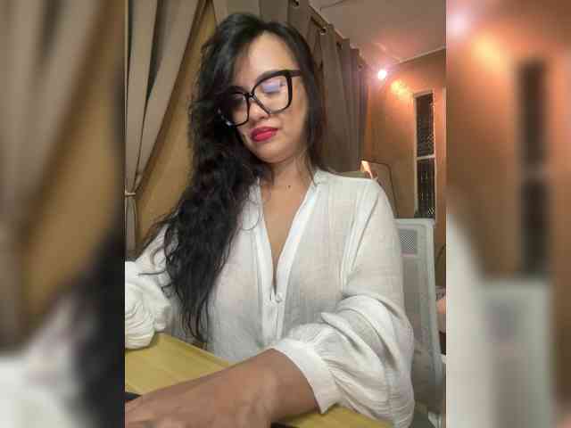 HeraAguilar webcam