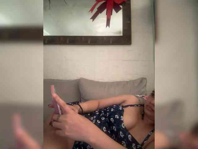 HeraAguilar webcam