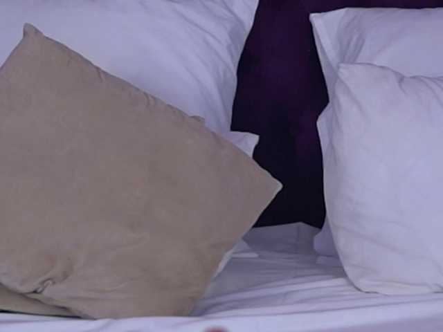 AliraNightvale live cam on BongaCams