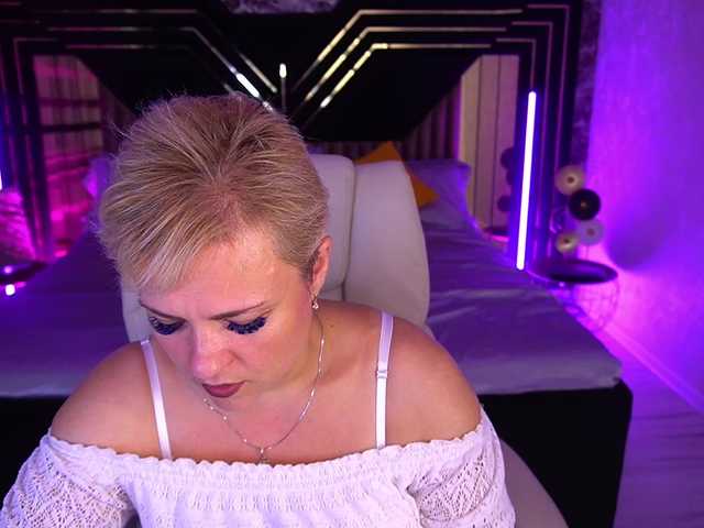 секс с CrystalVibe