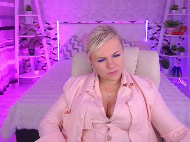  CrystalVibe chat room