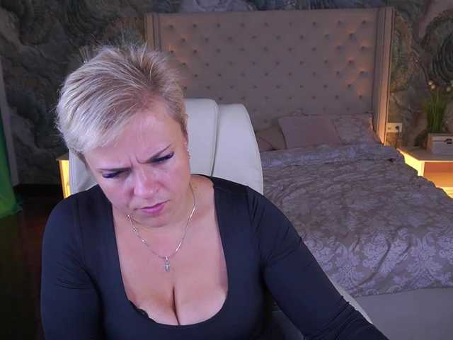 CrystalVibe Прямой эфир на BongaCams