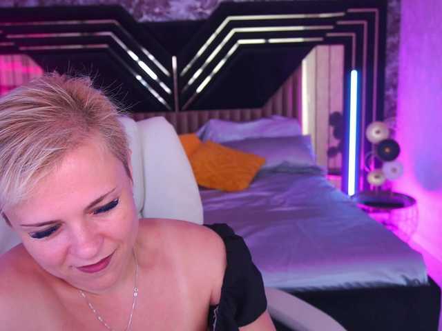 Crystal Vibe (CrystalVibe)