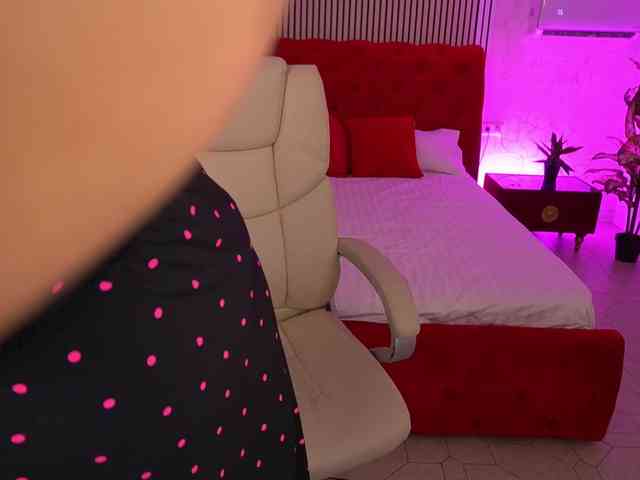CrystalVibe webcam