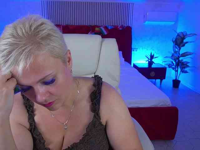 Modelo: CrystalVibe