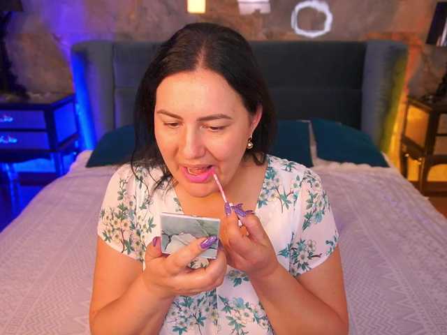 VelvetLuck live cam on BongaCams