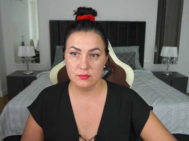 VelvetLuck live cam on BongaCams