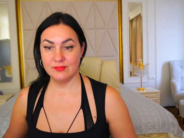 VelvetLuck, en vivo ahora en BongaCams