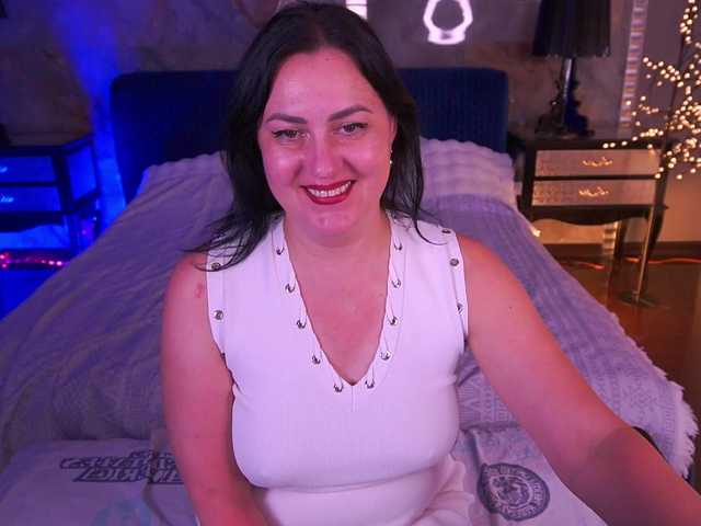 VelvetLuck live cam on BongaCams