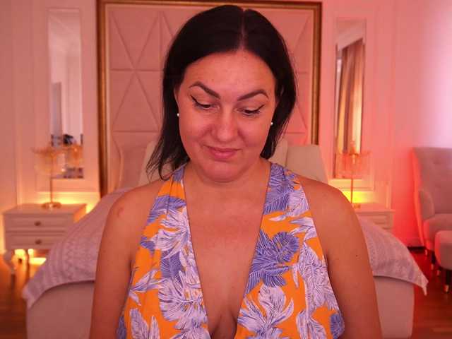 VelvetLuck live cam on BongaCams