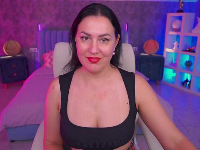 VelvetLuck live cam on BongaCams