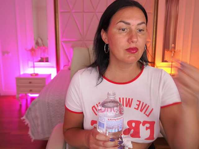 VelvetLuck live cam on BongaCams