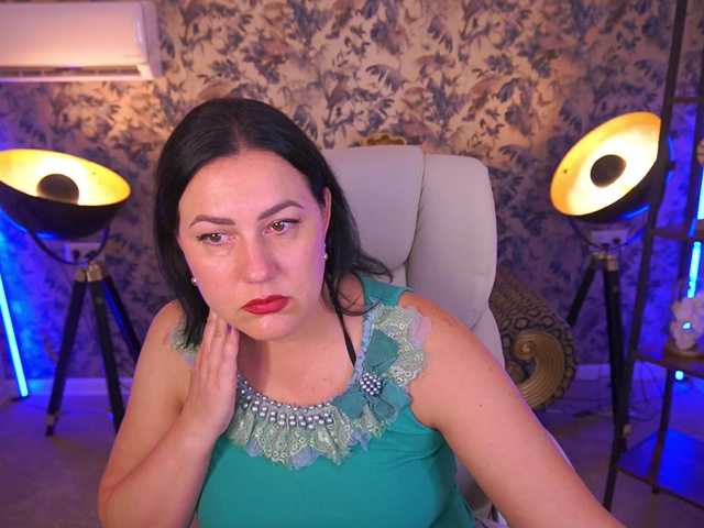 VelvetLuck live cam on BongaCams