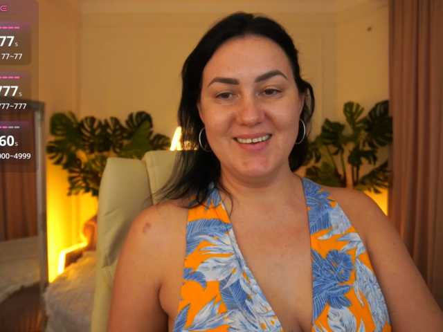 VelvetLuck live cam preview