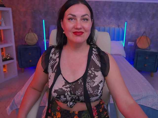 VelvetLuck live cam on BongaCams