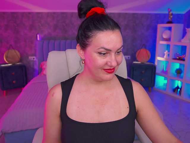 VelvetLuck live cam on BongaCams