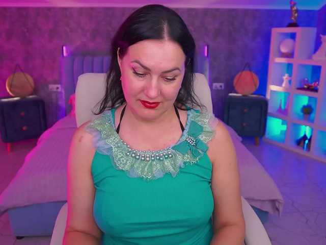 VelvetLuck live cam on BongaCams